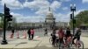 Попри політичну поляризацію у США, більшість американців поділяють основні цінності країни – опитування 