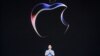Apple, Defying the Times, Stays Quiet on AI 