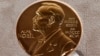 Penghargaan Nobel Naik Jadi Hampir 1 Juta Dolar