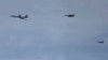 지난 6월 미 공군의 B-1B ‘랜서(Lancer)’ 초음속 전략폭격기가 F-15K 전투기와 함께 한반도 상공에서 정밀유도식 합동직격탄(JDAM) 투하훈련을 실시했다. (자료사진)