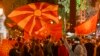 Симпатизери на ВМРО-ДПМНЕ ја прославуваат победата на парламентарните избори, во Скоје, на 8 мај, 2024 година