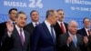 Menteri Luar Negeri Rusia Sergei Lavrov (tengah) menjadi tuan rumah pertemuan Dewan Menteri BRICS Plus di kota Nizhny Novgorod, Rusia, Selasa 11 Juni 2024.