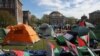 Studentët pro-palestinezë në kampin me tenda në hapësirat e Universitetit 'Columbia', Nju Jork