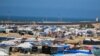 Tenda-tenda didirikan pengungsi Palestina dekat perbatasan dengan Mesir di Rafah, Jalur Gaza selatan. Ekonomi Mesir ikut terdampak oleh konflik di Gaza. 