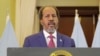 FILE - Presiden Somalia Hassan Sheikh Mohamud berpidato di depan anggota parlemen di Mogadishu, Somalia, 21 Februari 2024.