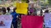 Manifestan Pwoteste Devan Biwo BINUH pou Mande Demisyon Chèf la 