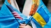 Учасниця акції на підтримку України, Нью-Йорк, 23 березня 2022. REUTERS/Eduardo Munoz