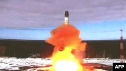 Proba ruske interkontinentalne balističke rakete Sarmat (Foto: AFP/Russian Defence Ministry/Handout) 
