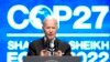 Presiden AS Joe Biden memberikan pidato di Konferensi Perubahan Iklim PBB, atau COP27, di kota resor Sharm el-Seikh, Mesir hari Jumat (11/11). 