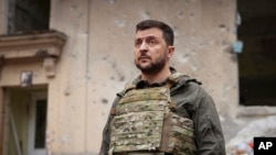 Predsednik Ukrajine Volodimir Zelenski tokom posete Harkovu, gradu pogođenom ratom, na fotografiji Kancilarije predsednika Ukrajine., 29. maja 2022.