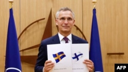 Xoghayaha guud ee NATO oo haya codsiyada Finland iyo Sweden 