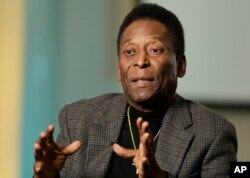 WCup Airports Pele Soccer