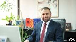 Бесар Друмиши, министер за економија и труд