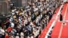 Jemaah Jumat di Masjid Agung Istiqlal, Jakarta menggelar salat gaib untuk mendoakan para korban gempa di Turki dan Suriah, 10 Februari 2023. (REUTERS/Willy Kurniawan)