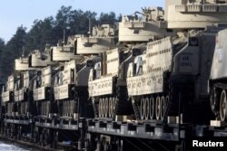UKRAINE-CRISIS/USA-DEFENSE