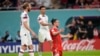 Gareth Bale yana murnar farke kwallon da Amurka ta ci kasarsa ta Wales, an tashi da ci 1-1 a wasan na gasar cin kofin duniya a Qatar