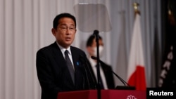 Perdana Menteri Jepang Fumio Kishida menghadiri konferensi pers di Tokyo, Jepang, pada 11 Juli 2022. (Foto: Pool via Reuters/Rodrigo Reyes Marin)