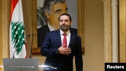 لبنان کے وزیر اعظم سعد الحریری قوم سے خطاب کے بعد ایوان صدر کیلئے روانہ ہو رہے ہیں