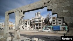 Разрунати згради и домови е најчестата слика на северот од Газа каде што илјадници Палестинци почнаа да се враќаат после прекинот на огнот меѓу Израел и Хамас