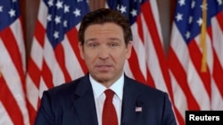 Guverner Floride Ron Desantis saopštava povlačenje iz trke za republikansku predsedničku nominaciju 21. januara 2024. (Foto: Rojters/izborni štab Rona Desantisa)
