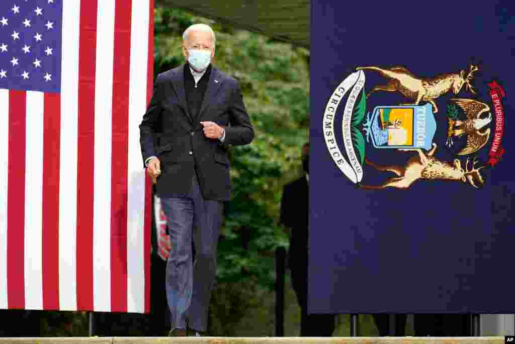 Democratic presidential candidate Joe Biden arrives to speak at United Food & Commercial Workers Union Local 951 in Grand Rapids, Mich., Oct. 2, 2020.