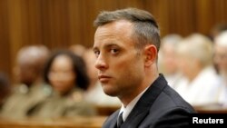 Mantan Paralimpiade Oscar Pistorius di Pengadilan Tinggi Pretoria, Afrika Selatan, 14 Juni 2016. (Foto: dok).