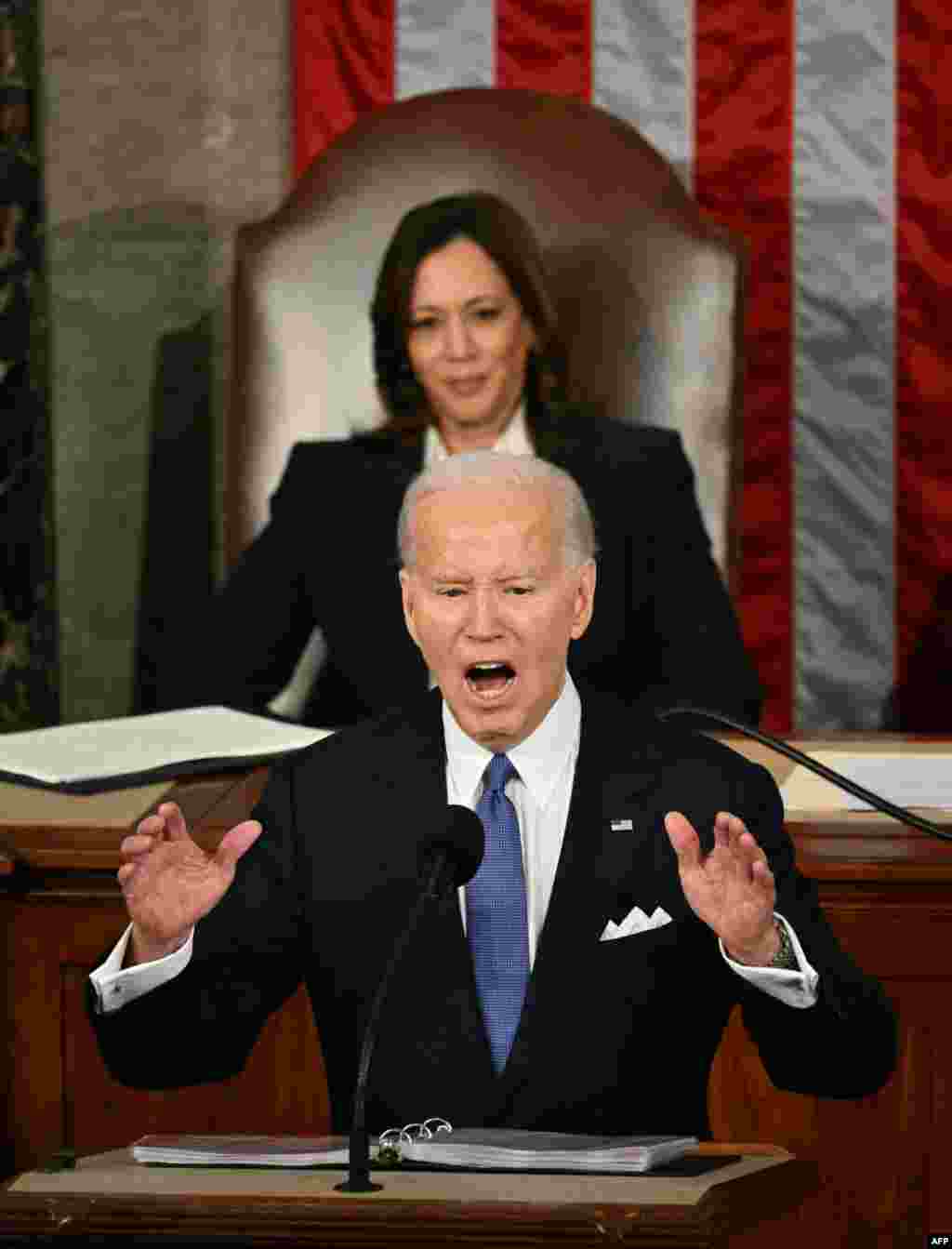 သမ္မတ Joe Biden အမေရိကန်လွှတ်တော်မှာ နိုင်ငံတော်အခြေပြမိန့်ခွန်းပြောကြားစဥ်။ (မတ်လ ၇၊ ၂၀၂၄) 