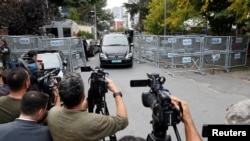 FILE - Journalists work in Istanbul, Turkey, Oct. 31, 2018. When it comes to gender equality in Turkish media, men still dominate managerial roles, research by a journalist union has found.  