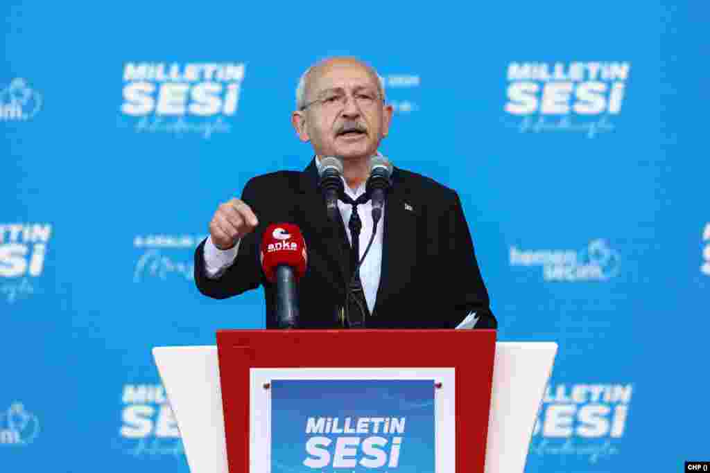 Turkey's main opposition party CHP leader Kilicdaroglu is holding a rally in Mersin, Turkey