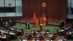 3일 홍콩 입법회에서 신임 의원 취임선서를 진행하고 있다.