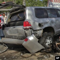 پشاور میں طاقتور خودکش کار بم دھماکا، 7 ہلاک