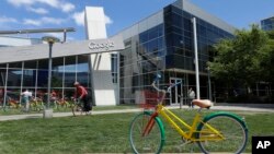 Kantor pusat Google di Mountain View, di kawasan Silicon Valley, California (foto; ilustrasi).
