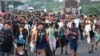 Hundreds of migrants in new caravan headed for US border