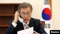 문재인 한국 대통령.