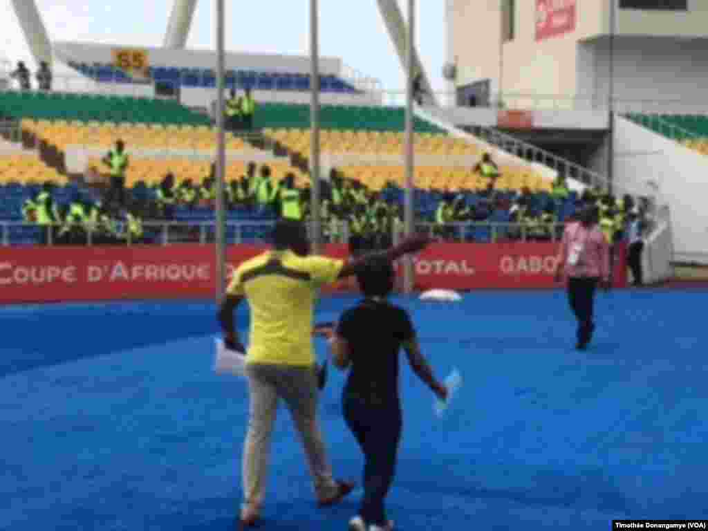 Gasar Cin Kofin Afirka ta 2017 da Gabon. (VOA/Timothée Donangmaye)