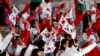 Para atlet dari dua negara Korea Utara dan Korea Selatan berpartisipasi dalam upacara penutupan Olimpade Musim Dingin 2018 di Pyeongchang pada 25 Februari 2018. (Foto: Reuters/Damir Sagolj)