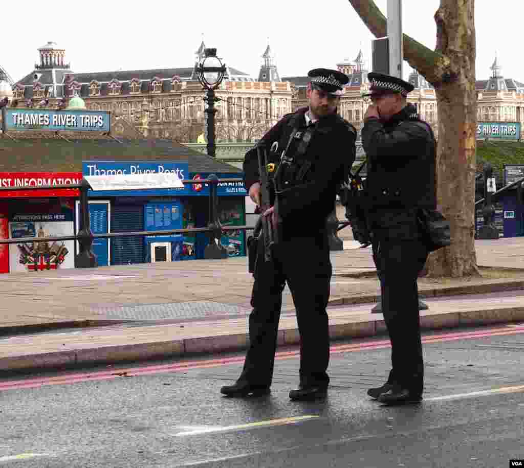 Jami'an tsaro a yankin da aka kai harin London. Rana: 22 Maris 2017