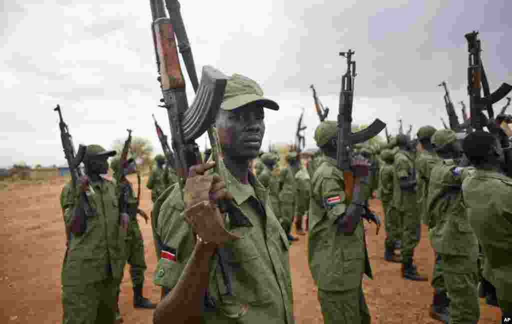 An kashe wasu ma'aikatan kungiyoyi masu zaman kansu su shida a kan hanyarsu daga Juba, babban birnin kasar, zuwa garin Pibor, ranar Litinin 27 Maris 2017