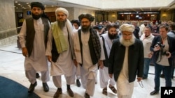 آرشیف صدای امریکا: نمایندگان گروه طالبان در مسکو