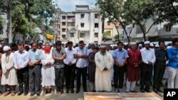 Ana sallar wata gawa a Bangladesh.