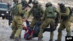 Sojojin Israila sun tsare wani bafalasdine da ya samu rauni