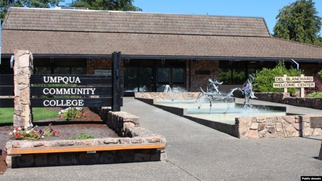 Umpqua Community College en Oregon. 