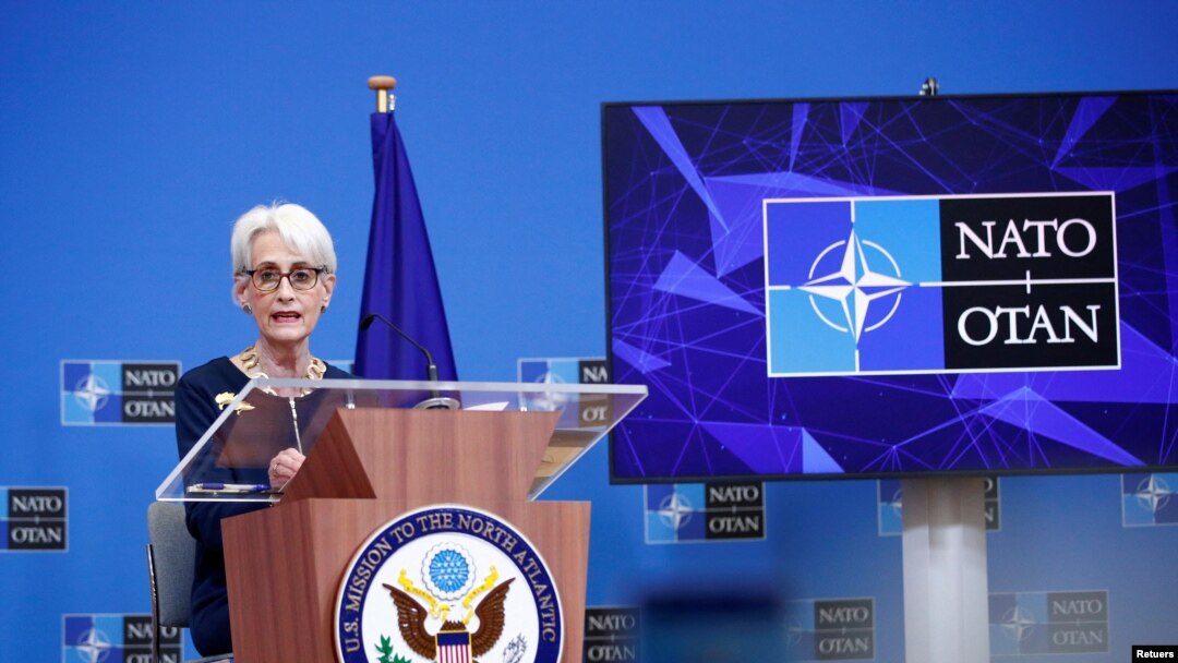 UKRAINE-CRISIS/NATO