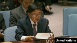 ကုလသမဂ္ဂဆိုင်ရာ မြန်မာသံအမတ်ကြီး ဟောက်ဒိုဆွမ်း က လုံခြုံရေးကောင်စီမှာ ပြောကြားနေစဉ်
