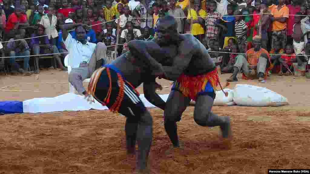 Tsayyabu Jadi da Salam, 'yan Kokowa a Jamhuriyar Nijar