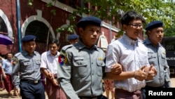  Wa Lone, center front, and Kyaw Soe Oo, centre back