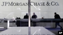 Earns JP Morgan