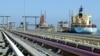 Kapal tanker berlabuh di terminal kargo kilang Jose, di Venezuela. 