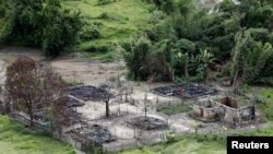 Foto udara desa warga Muslim Rohingya yang hangus terbakar di dekat Maungdaw, Rakhine utara, Myanmar.