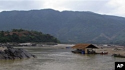 မြစ်ဆုံစီမံကိန်း ရပ်ဆိုင်းမှု တရုတ်-မြန်မာ နိုင်ငံခြားရေးဝန်ကြီးတွေ ဆွေးနွေး